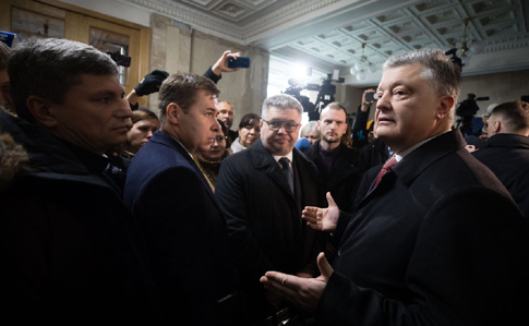 Петро Порошенко не з'явиться на допиті Державного бюро розслідувань