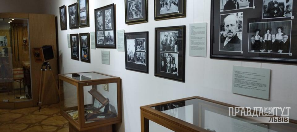 У львівському історичному музеї відкрили виставку архівних світлин та раритетних фотоапаратів