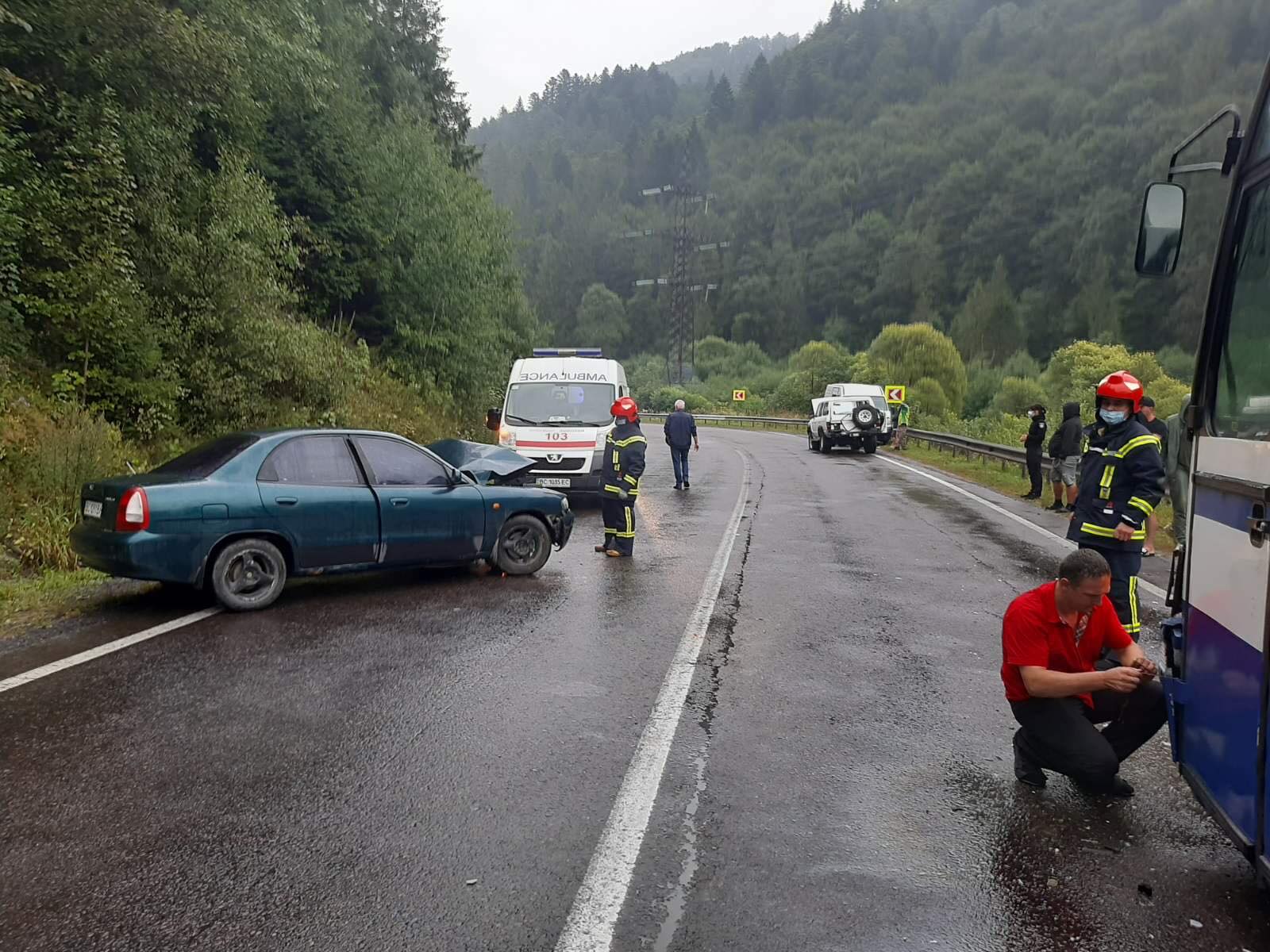 Масштабна ДТП на Львівщині: є 2 травмовані особи