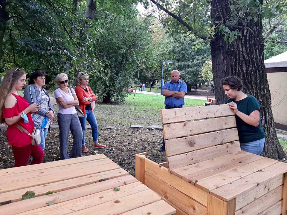 У багатьох львівських парках з‘явилися компостери, які будуть переробляти залишки рослин на добриво