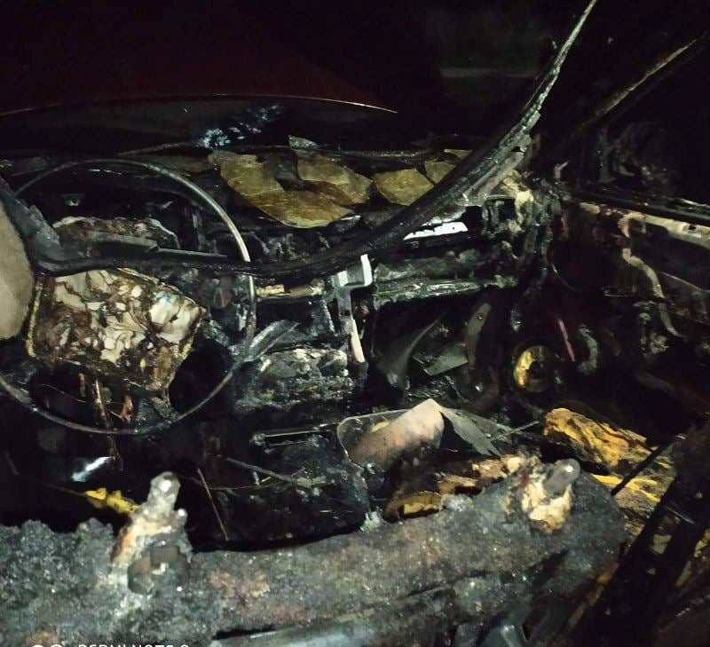 На Львівщині двічі ліквідовували пожежі в автомобілях