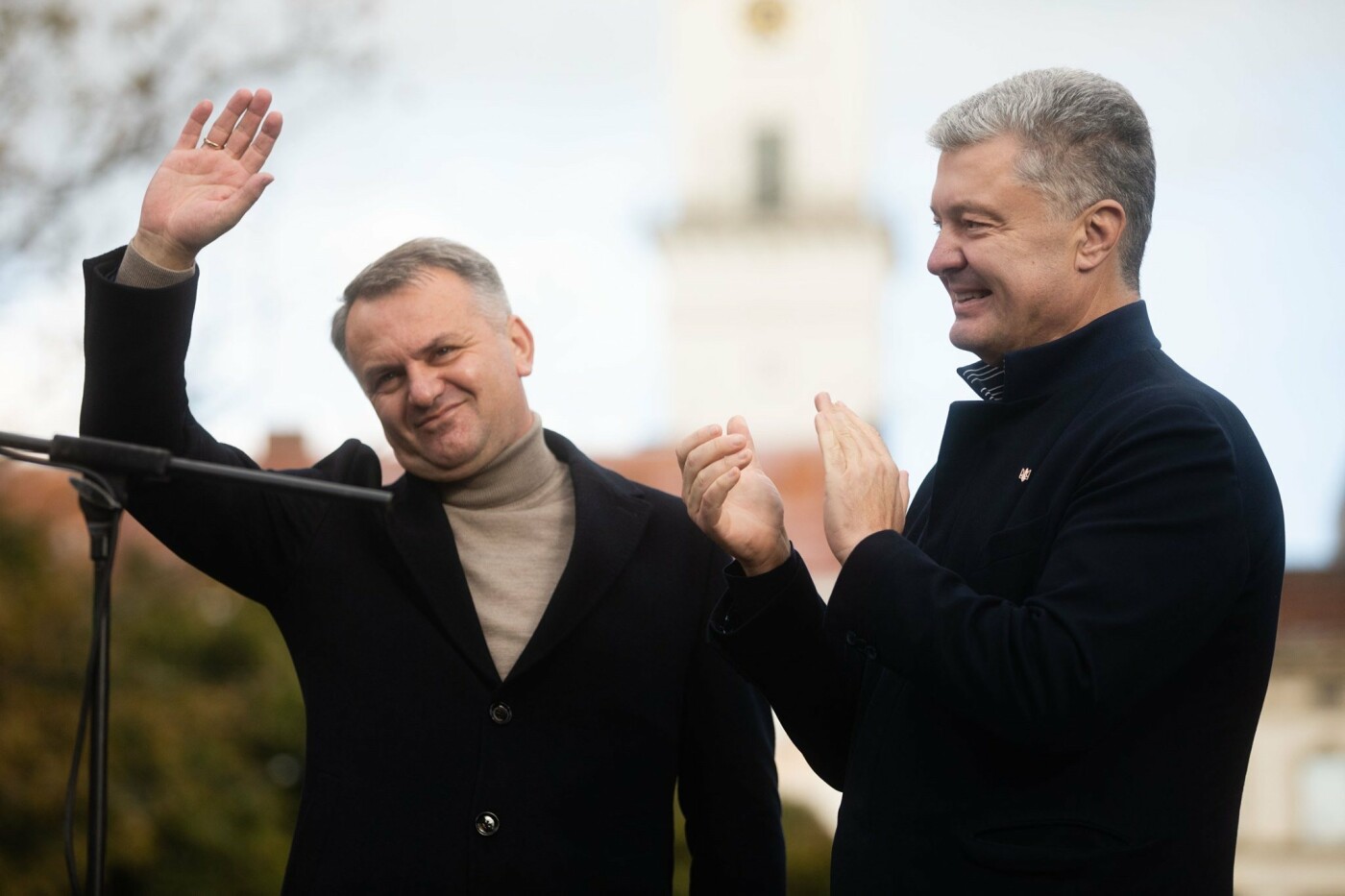 Петро Порошенко закликав львів'ян підтримати Олега Синютку