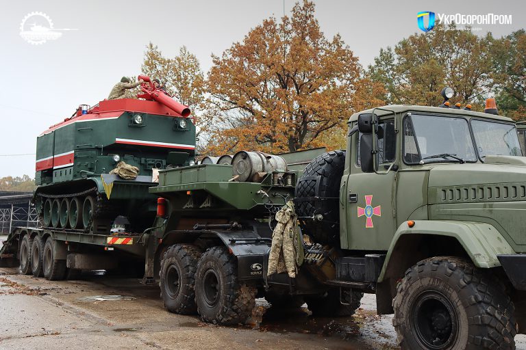 «Львівський бронетанковий завод» завершив капітальний ремонт пожежних танків ГПМ-54