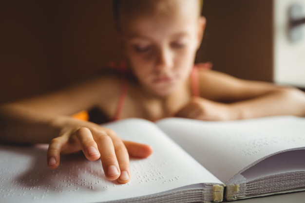 У Львові стали доступними книжки для незрячих дітей