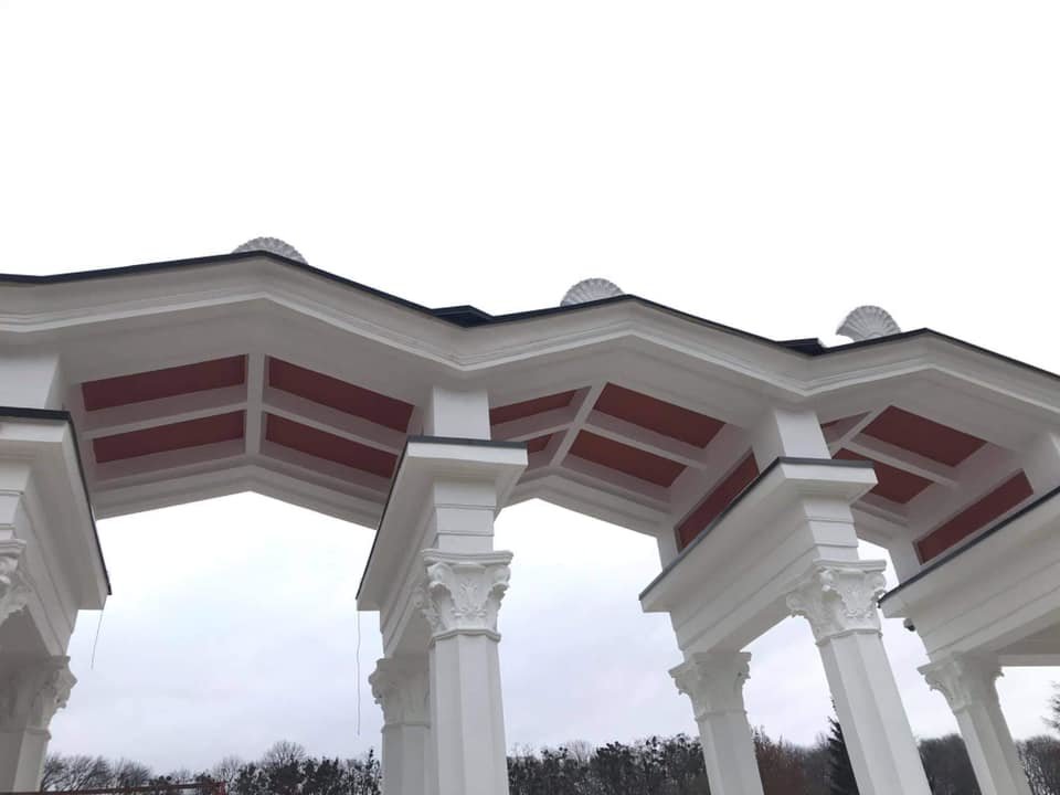 Коли у Львові завершать ремонт арки на вході до Парку Культури?