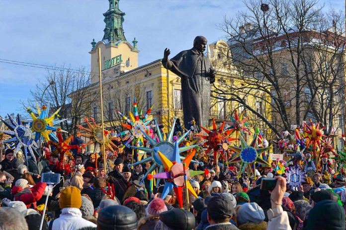 Як львів'яни святкують Різдво: 25 грудня чи 7 січня?