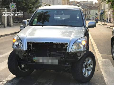 У Львові працівник СТО викрав Тoyota Land Cruiser клієнта: його оштрафували