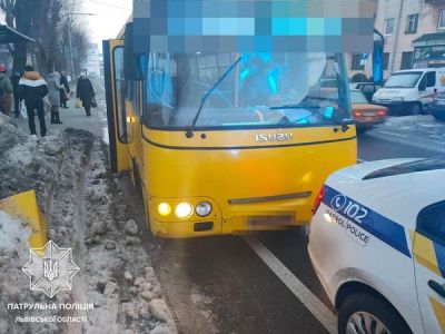 У Львові водії маршруток пропонували правоохоронцям хабарі