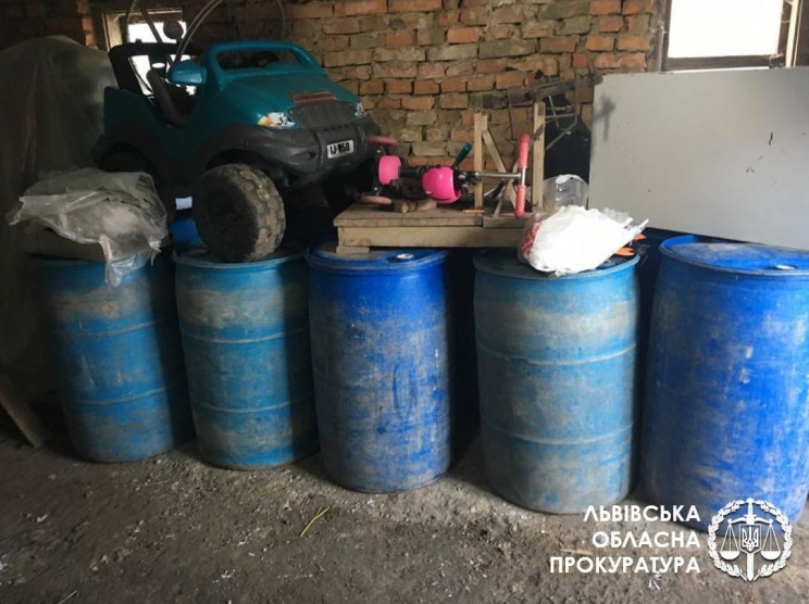 На Львівщині викрили виробництво фальсифікованого алкоголю