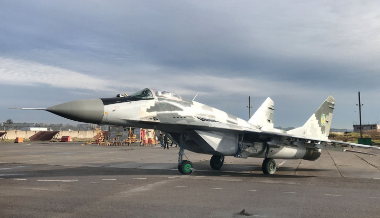 Як у Львові модернізують бойовий літак Міг-29 (відео)