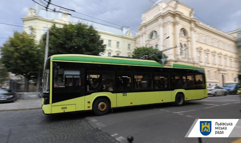 Від 24 березня через ремонт вул. С. Бандери зміниться маршрут громадського транспорту