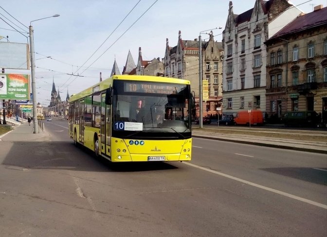 На час локдауну у Львові скасували три автобусні маршрути