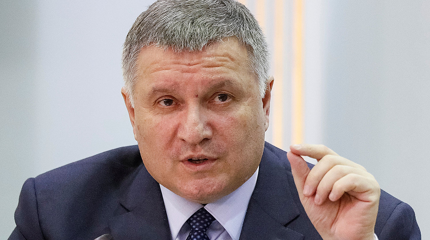 Аваков вважає, що в Україні потрібно відкрити російськомовний канал