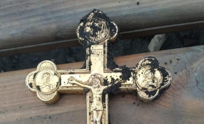 Хрести та ритуальний посуд: на Львівщині хлопець викрав речі з церкви