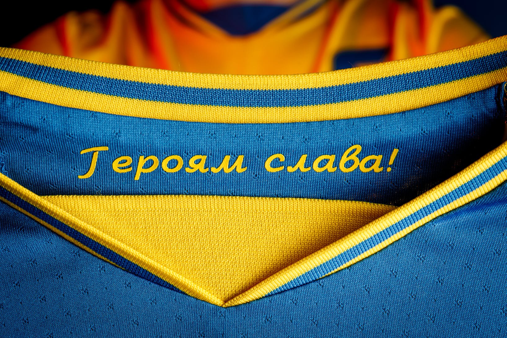 Збірна України досягла "переможного компромісу" з УЄФА щодо гасла "Героям слава!" на формі