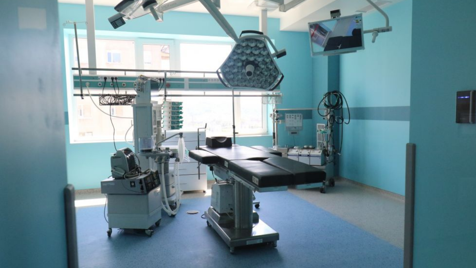 Вартість 300 тисяч доларів: Львову подарували устаткування для кардіохірургічного центру (відео)
