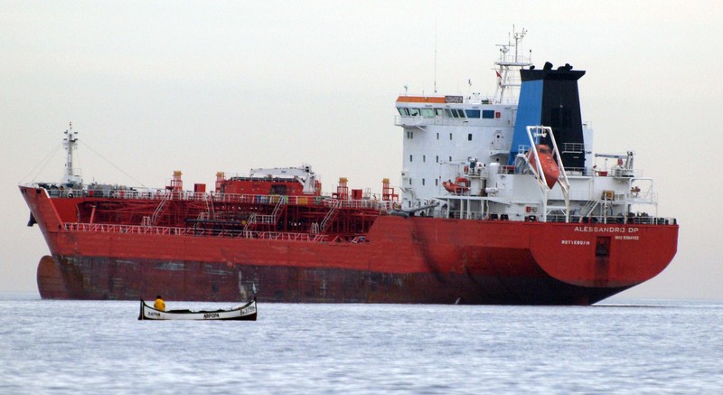 У Чорному морі затонуло судно Vera Su з отруйними хімікатами (відео)