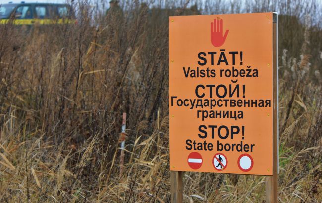 Латвія завершила будівництво тимчасового паркану на кордоні з Білоруссю