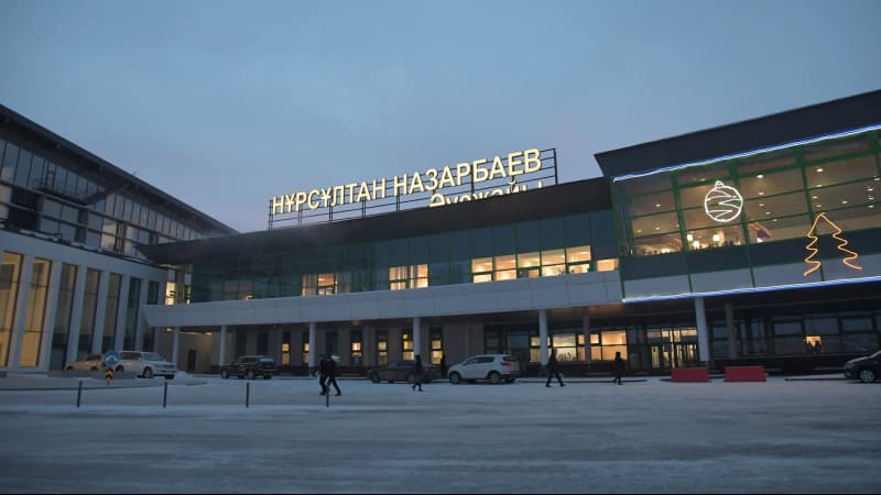 Додому літаком: незабаром відновлять рейси із Алмати до України – МЗС