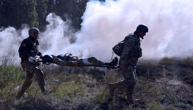 Окупанти відкрили вогонь по околицях Світлодарська: є поранений