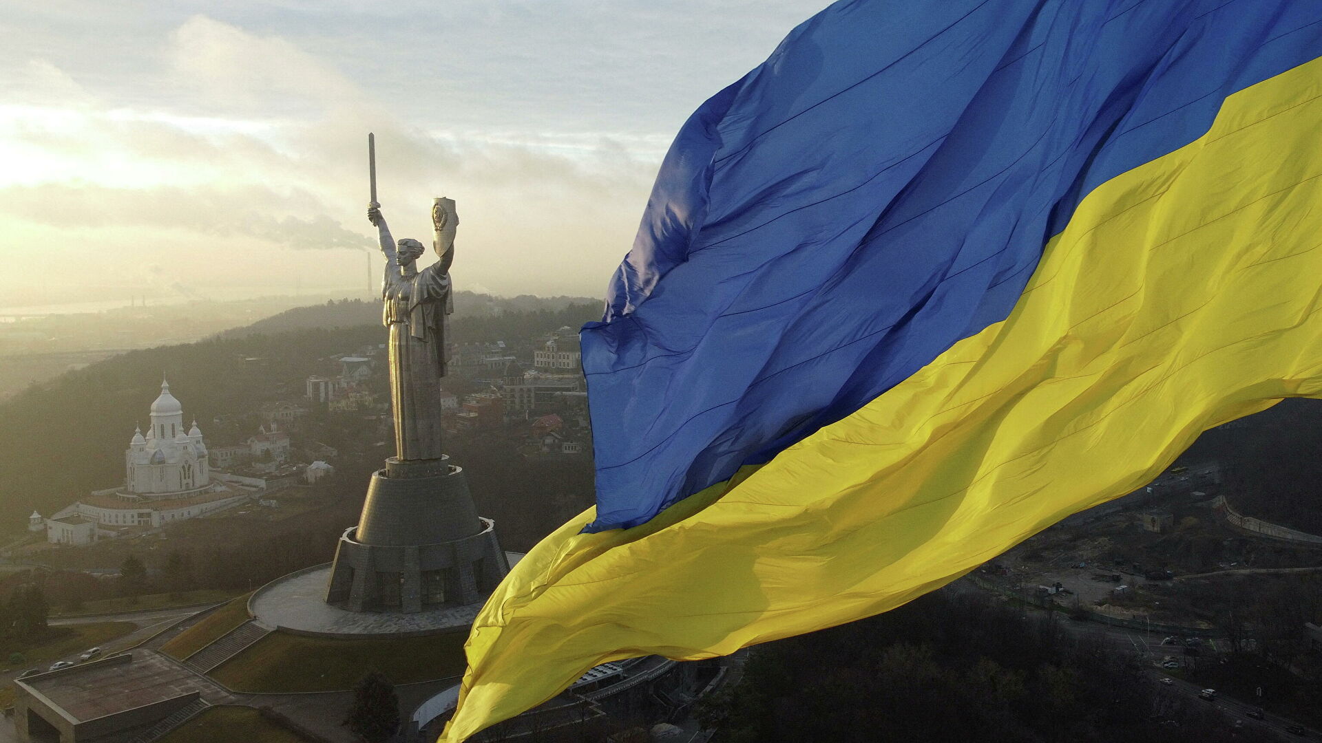 У "Європейській Солідарності" вимагають від Зеленського негайно відкликати посла Пристайка і дезавуювати його заяви щодо членства України в НАТО