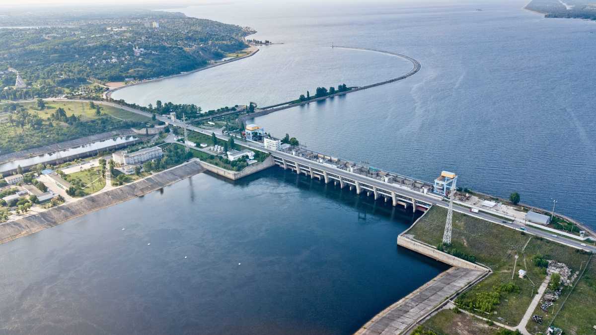 Окупанти нанесли авіаудар по мирних жителях біля Вишгорода – 4 людини загинуло, є поранені