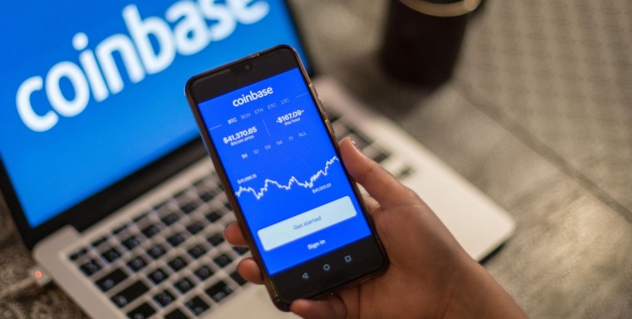 Криптовалютна біржа Coinbase заблокувала 25 000 адрес, пов'язаних з РФ