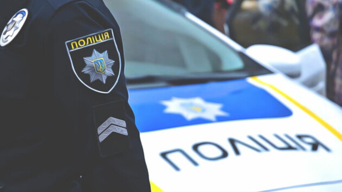 У Києві викрили ​чоловіка, який ошукав понад 100 волонтерів на 1,3 млн гривень