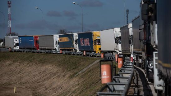 Фінляндія закрила в'їзд для вантажівок з РФ та Білорусі