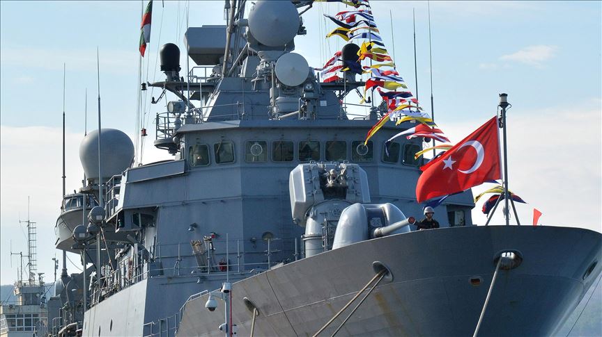 "Найближчими днями": Туреччина планує евакуювати людей з Маріуполя своїми кораблями