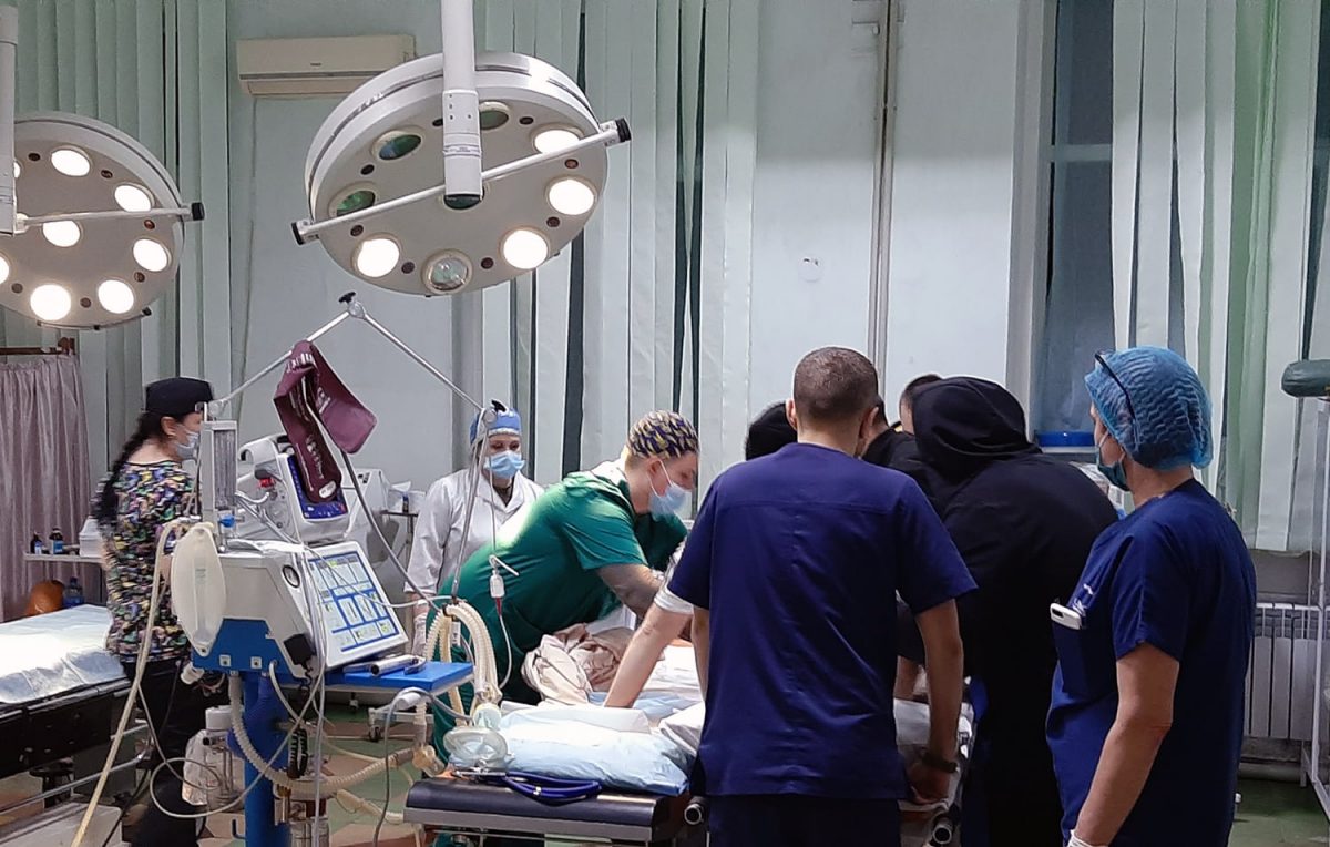 За 5 хвилин прибувало 16 поранених: як на Київщині лікарні працювали під окупацією (відео)