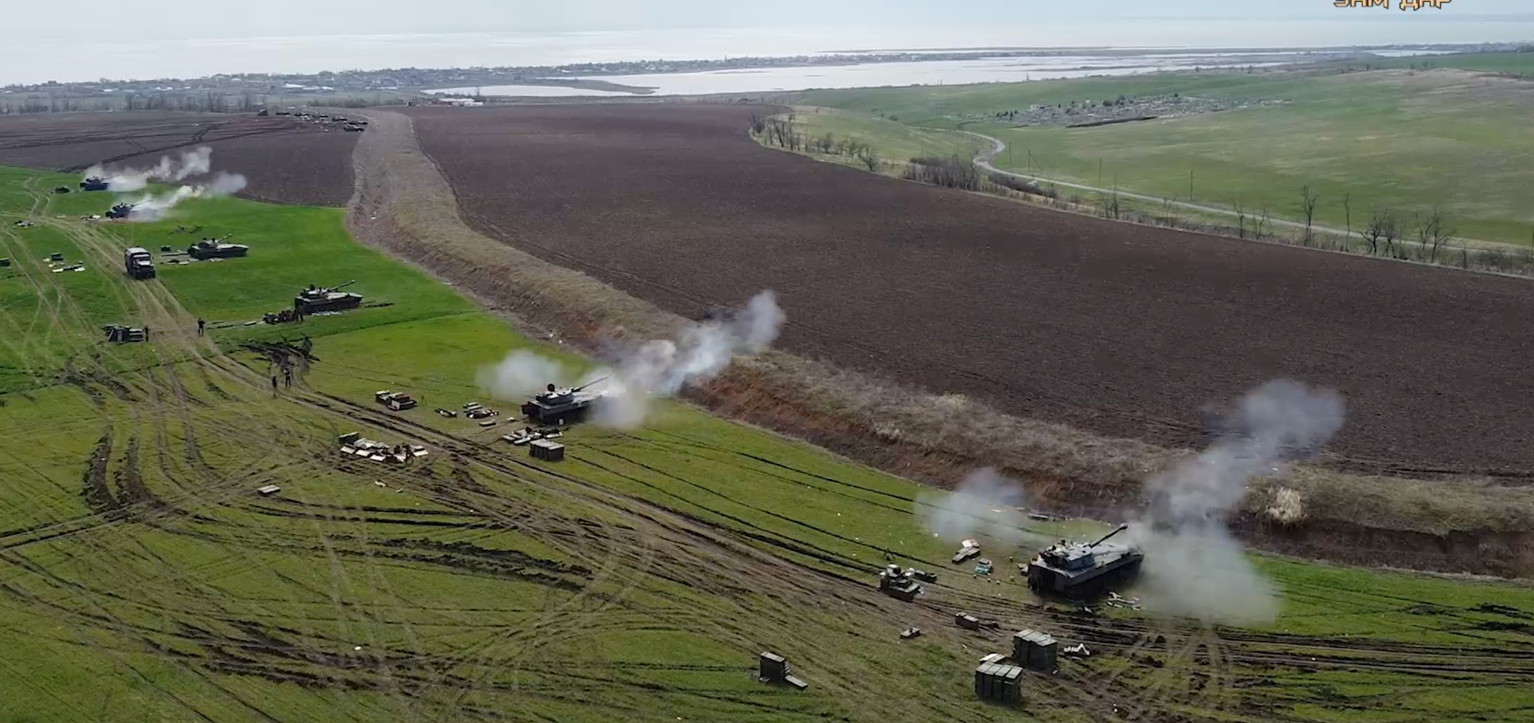 Російські танки б’ють по «зеленому коридору»: евакуація з «Азовсталі» не відбулася (фото)