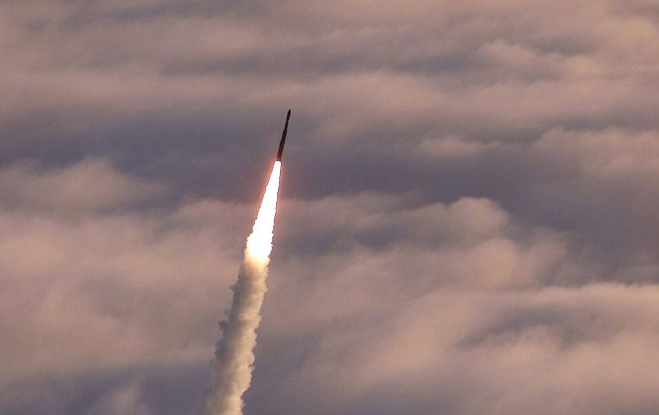  Окупанти випустили п'ять ракет по Миколаєву, одна з них потрапила у кафе, — Кім (відео)