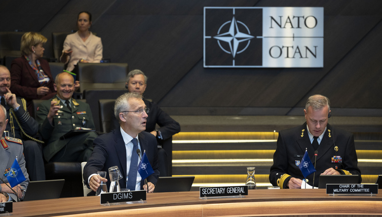 Столтенберг закликав НАТО до "перезавантаження". Стартовою точкою пропонується Крим
