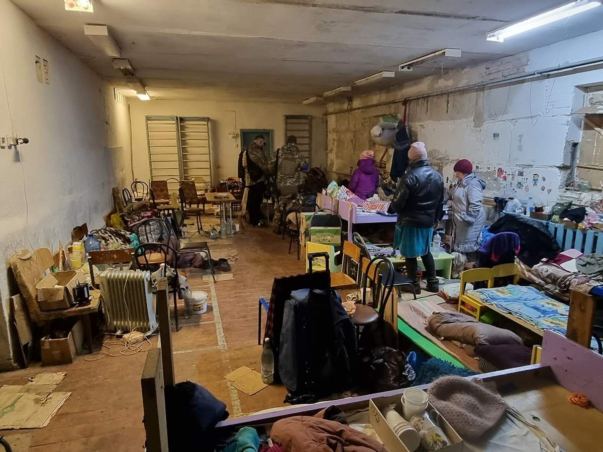 "Те, що ми вже побачили, не вкладається в голові": рашисти тримали у заручниках понад 350 жителів чернігівського села - ДБР