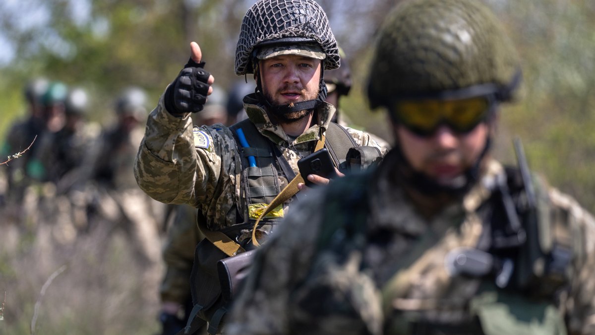 Українські захисники ліквідували ворожий протитанковий розрахунок (відео)