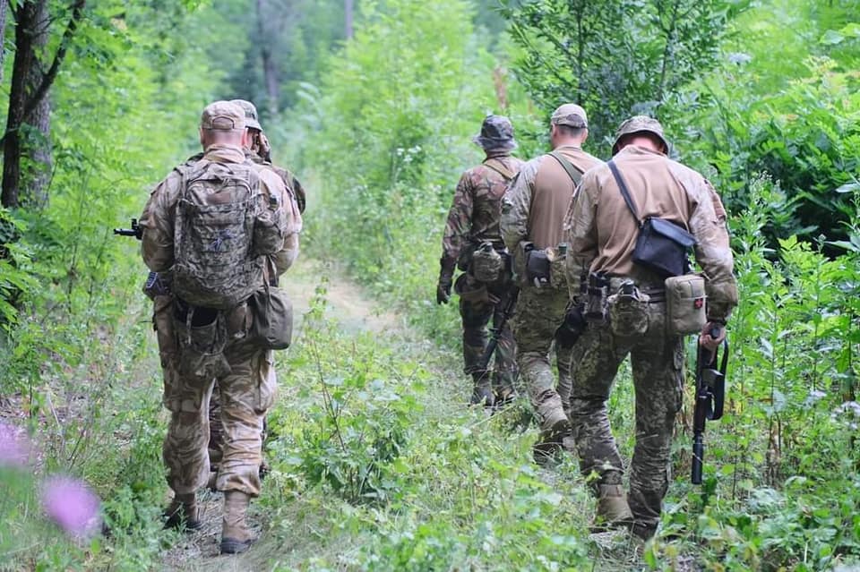 ЗСУ відбили ворожі наступи і штурми на п'яти основних напрямках