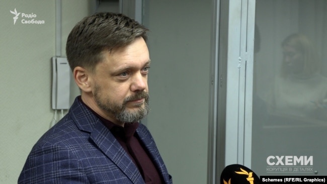 Штраф 3400 гривень: ексглаві "Укрексімбанку" Мецгеру оголосили вирок у справі нападу на журналістів (відео)