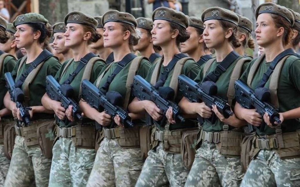 Відміна обов'язкового військового обліку жінок: ВР ухвалила законопроєкт у першому читанні
