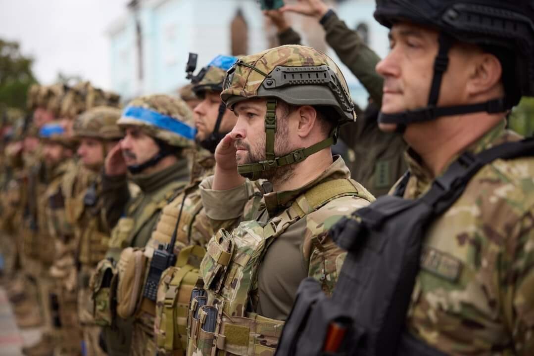 Українські військові знищили озброєння та техніку окупантів у Херсоні