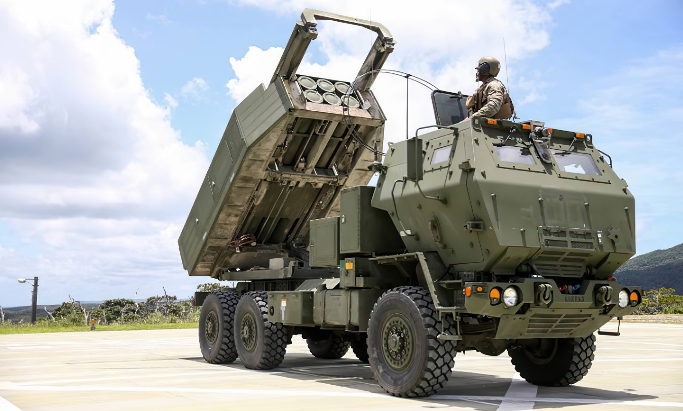 В Україну прибули чотири системи HIMARS від США