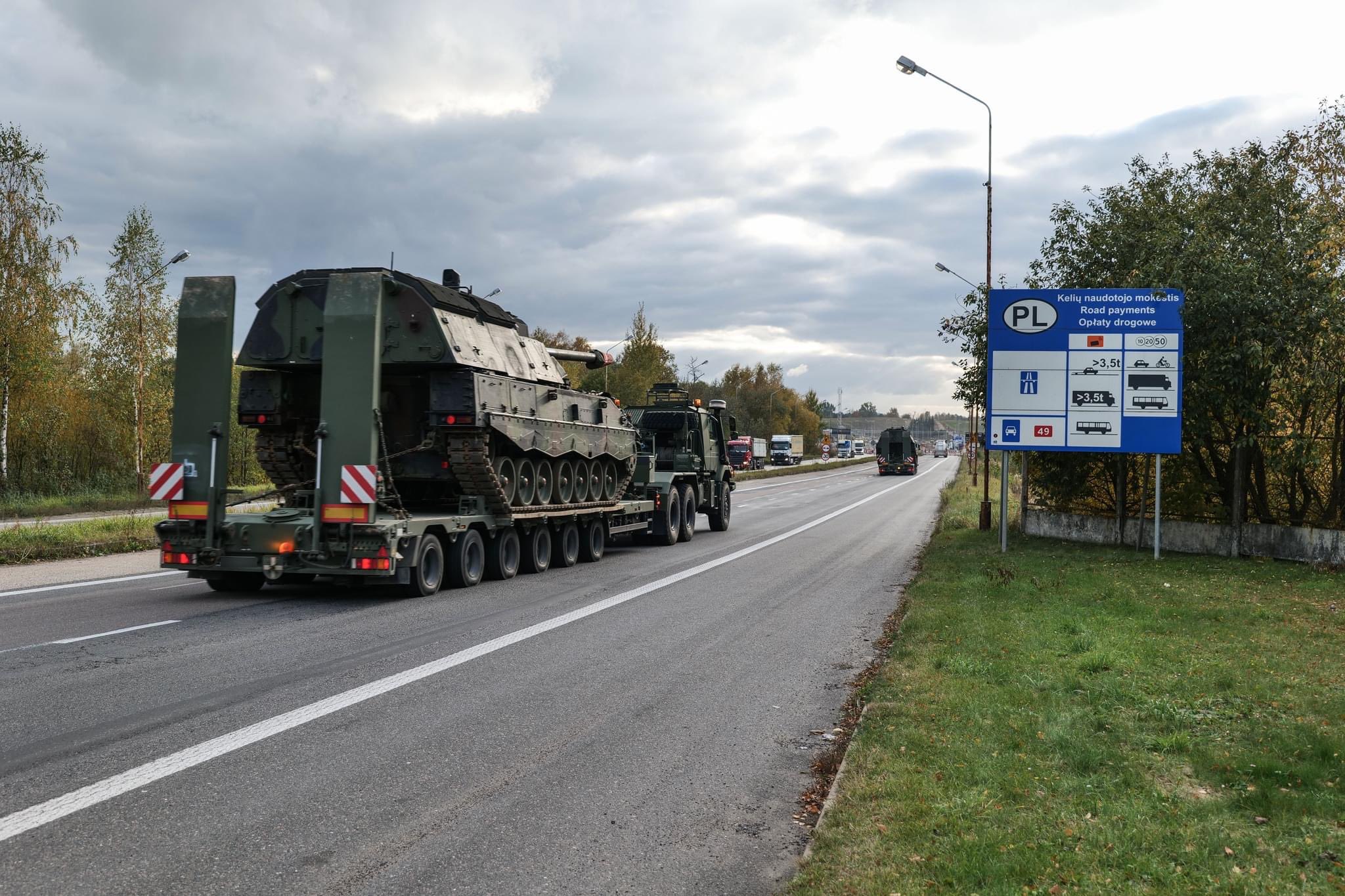 До України повертаються відремонтовані у Литві САУ PzH 2000