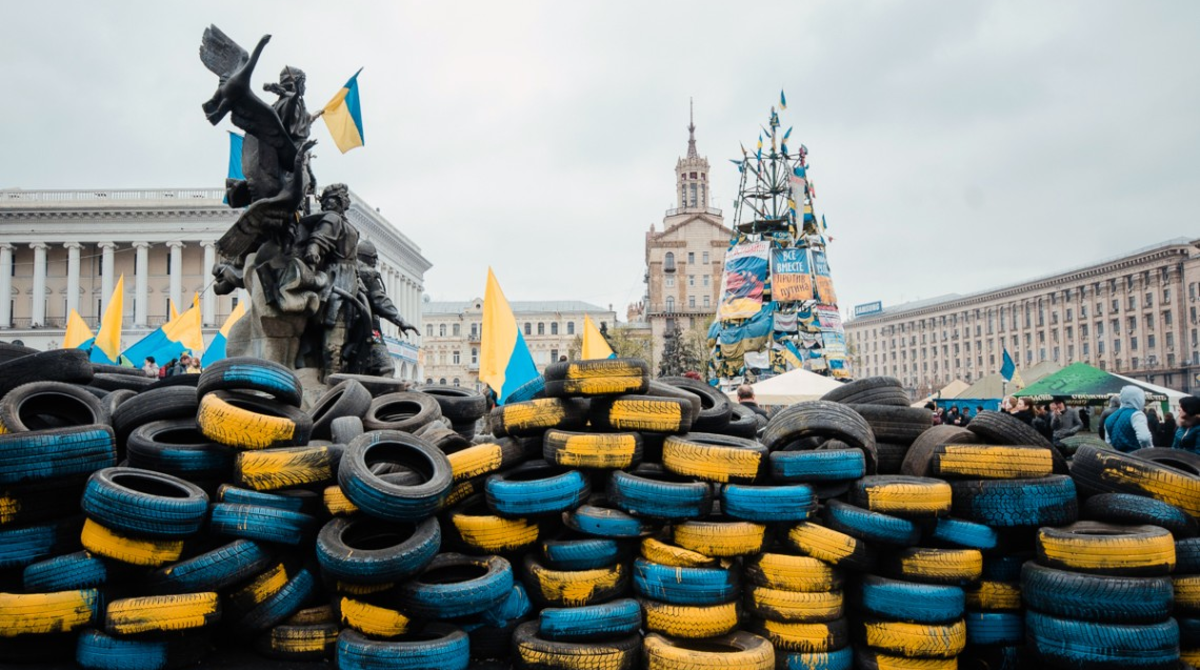Сьогодні в Україні святкують День Гідності та Свободи