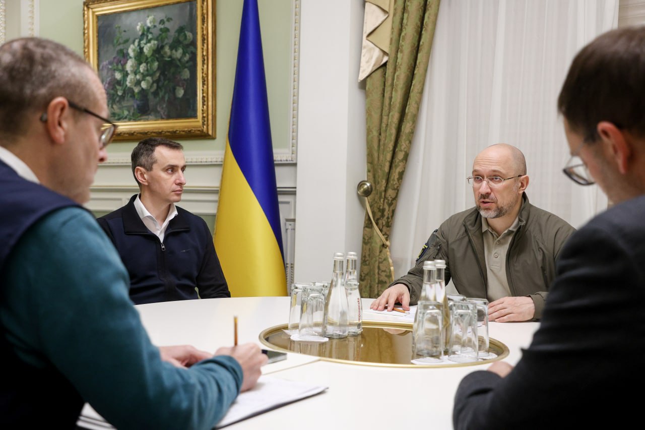 Шмигаль розраховує, що ВООЗ активно долучиться до забезпечення українських медзакладів енергетичним обладнанням