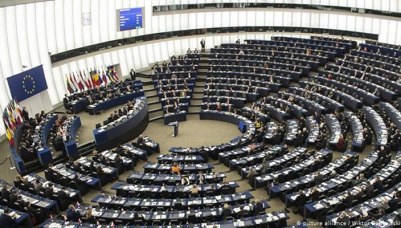 Європарламент визнав росію державою-спонсором тероризму