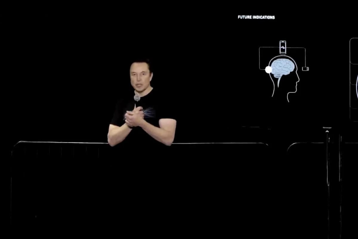 Ілон Маск анонсував чипування людей (відео)