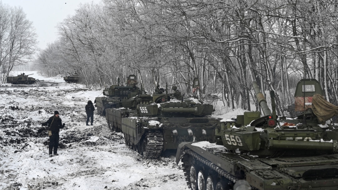Погодні умови можуть зупинити просування військових обох сторін – британська розвідка