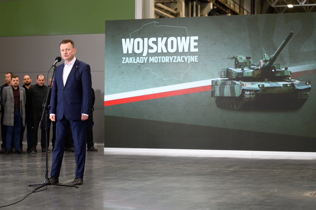 "Уже передано": міністр оборони Польщі прозвітував про польські танки Leopard 2 для України