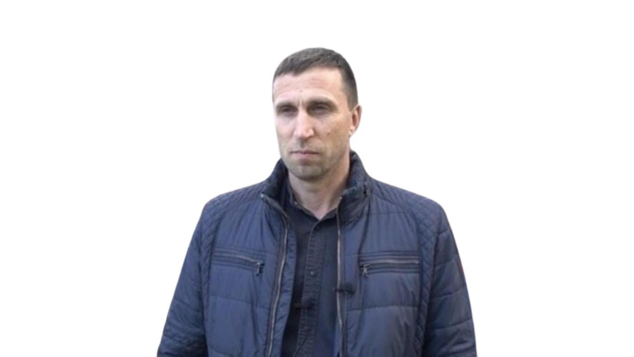 У Криму прийшли з обшуками до кримськотатарського активіста Османова