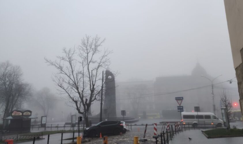 На Львівщині синоптики оголосили штормове попередження